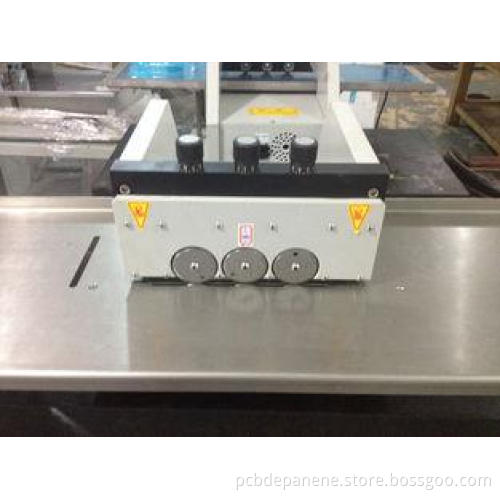 Three V Groove Cutting Machine PCB Depaneling Equipment 0.6